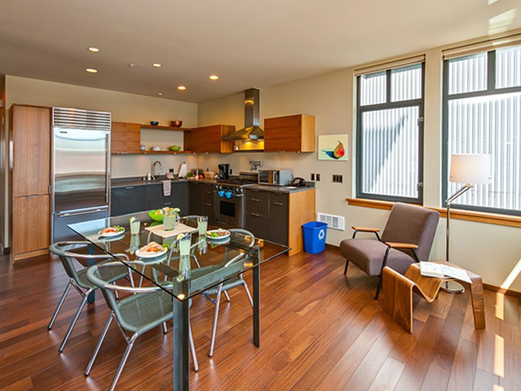 Island Inn At 123 West Friday Harbor Δωμάτιο φωτογραφία